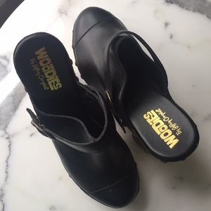 Black Jefferey Campbell Woodies platform mules